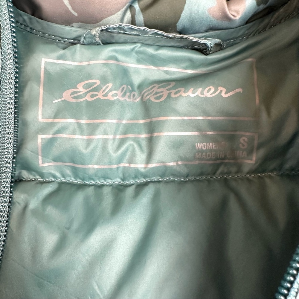 Eddie Bauer Camo Down EB650 Puffer Vest Gorpcore Outdoors - Picture 6 of 10